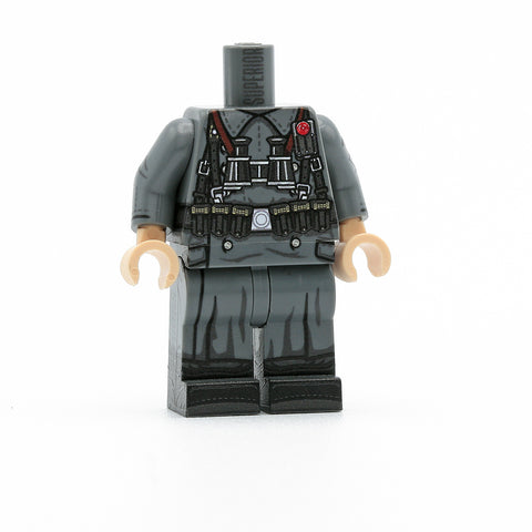 M40 Waffen SS Greatcoat Body (Kar 98K Binoculars)